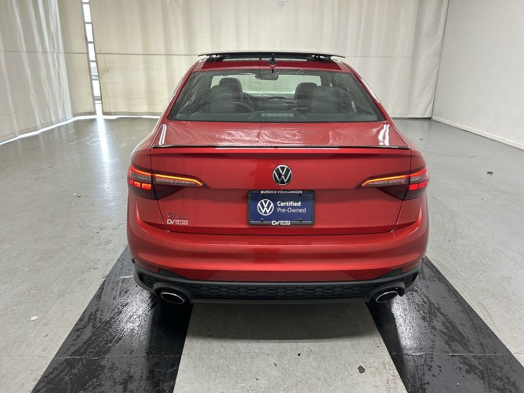 Certified 2023 Volkswagen Jetta GLI Autobahn FWD image 21