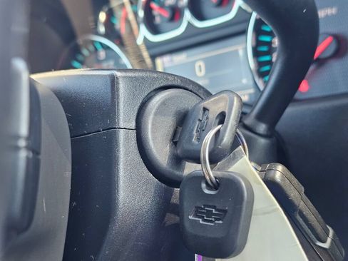 Used 2016 Chevrolet Silverado 1500 LT w/ All Star Edition AWD/4WD image 26