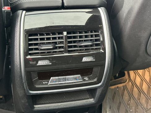 Used 2023 BMW X5 xDrive40i w/ Premium Package image 15