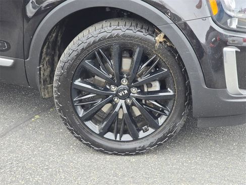 Used 2021 Kia Telluride SX w/ SX Prestige Package image 2