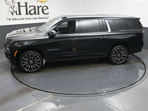 New 2026 Chevrolet Suburban High Country image 37