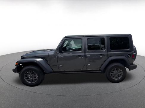 Used 2025 Jeep Wrangler Unlimited Sport AWD/4WD image 8