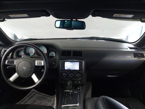 Used 2008 Dodge Challenger SRT8 RWD image 5