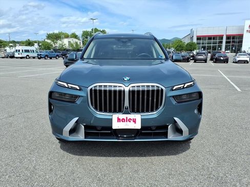Used 2024 BMW X7 xDrive40i AWD/4WD image 10