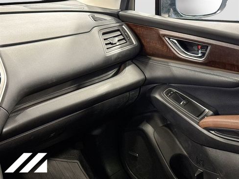 Used 2025 Subaru Ascent Touring AWD/4WD image 27
