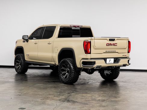Used 2022 GMC Sierra 1500 AT4 w/ AT4 Premium Package AWD/4WD image 15