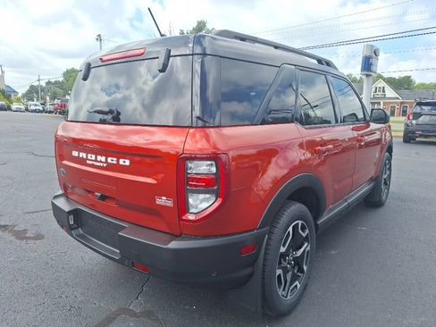 Certified 2024 Ford Bronco Sport Outer Banks w/ Tech Package AWD/4WD image 3