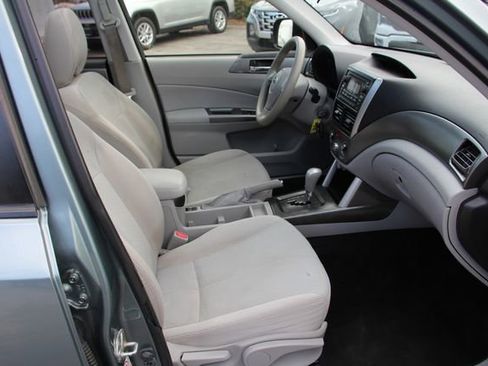 Used 2012 Subaru Forester 2.5X Premium w/ All-Weather Pkg image 30