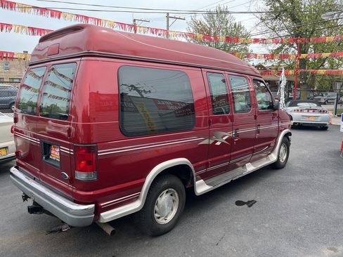 Used 2000 Ford E-150 and Econoline 150 image 5