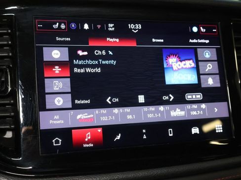 Used 2023 Dodge Durango GT image 31