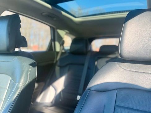 Certified 2023 Kia Sportage SX image 8