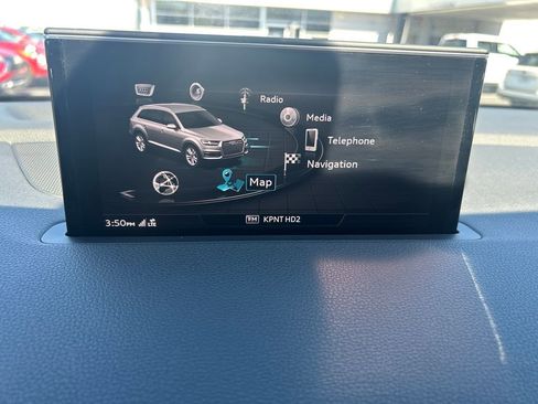 Used 2018 Audi Q7 3.0T Prestige AWD/4WD image 23