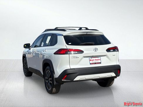 New 2026 Toyota Corolla Cross XLE FWD image 4