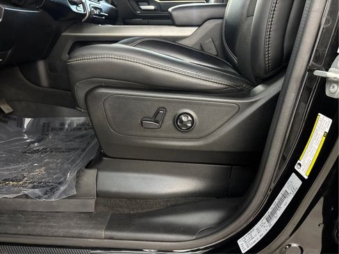 Used 2020 RAM 1500 Sport w/ Level 2 Equipment Goup w/2_L AWD/4WD image 24