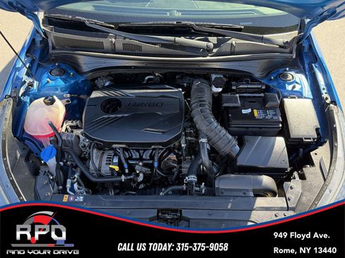 Used 2022 Kia Forte GT image 11