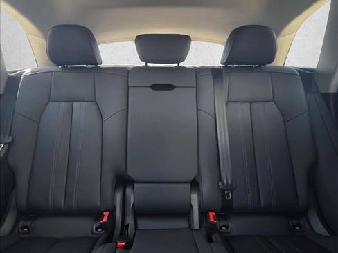 New 2025 Audi Q5 Premium w/ Convenience Package AWD/4WD image 16