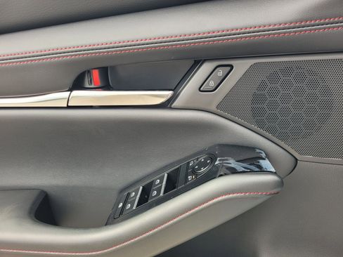 New 2026 MAZDA MAZDA3 Carbon image 20