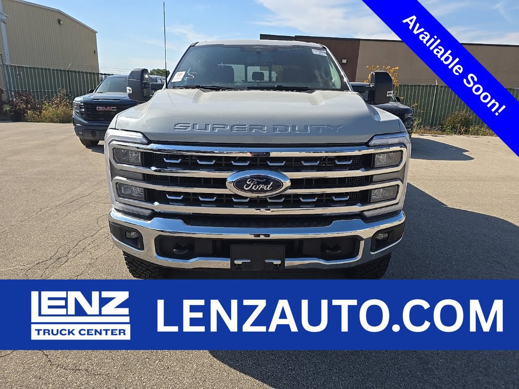 Used 2026 Ford F350 Lariat w/ Tremor Off-Road Package AWD/4WD image 2