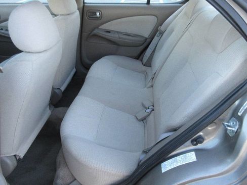 Used 2004 Nissan Sentra S image 13