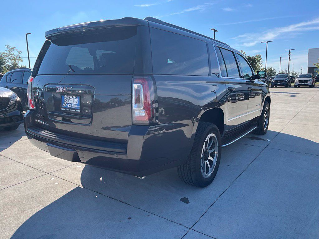Used 2018 GMC Yukon XL SLT w/ Premium Edition AWD/4WD image 9