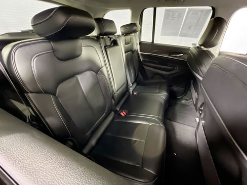 Used 2023 Jeep Grand Cherokee Limited AWD/4WD image 26