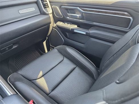 Used 2019 RAM 1500 Laramie image 27