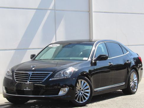 Used 2014 Hyundai Equus Signature RWD image 1