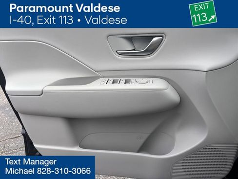 New 2026 Hyundai Kona SEL Premium image 8