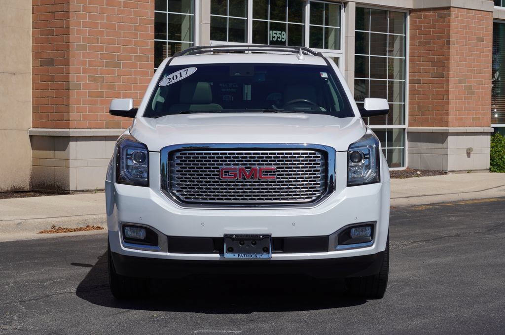 Used 2017 GMC Yukon Denali w/ Open Road Package AWD/4WD image 3