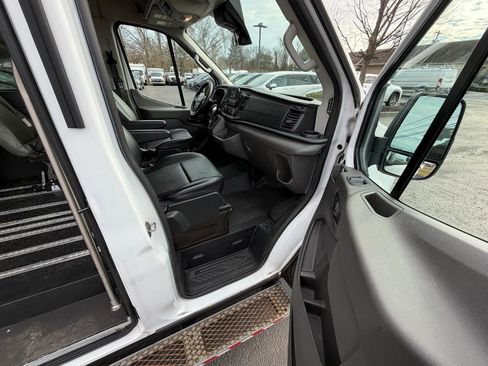 Used 2020 Ford Transit 150 XL image 27