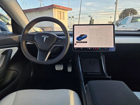 Used 2020 Tesla Model 3 Performance image 20