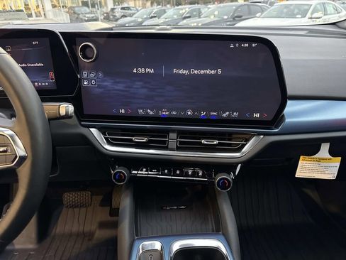 Used 2025 Chevrolet Equinox EV LT w/ Convenience Package II FWD image 25