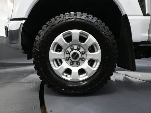 Used 2024 Ford F350 XLT w/ FX4 Off-Road Package image 16