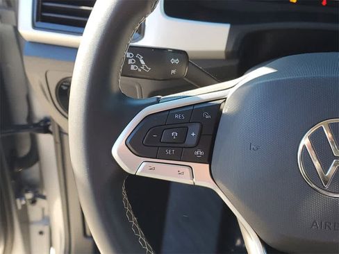 Used 2022 Volkswagen Atlas SE w/ Black Wheel Package image 26