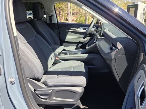 New 2026 Ford Explorer Active image 18