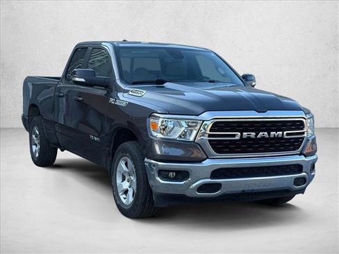 Used 2022 RAM 1500 Big Horn AWD/4WD image 3
