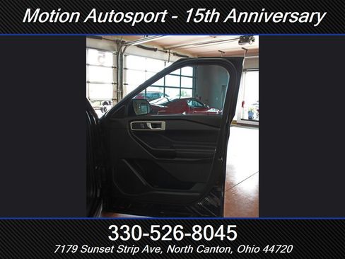 Used 2020 Ford Explorer XLT w/ Equipment Group 202A AWD/4WD image 33