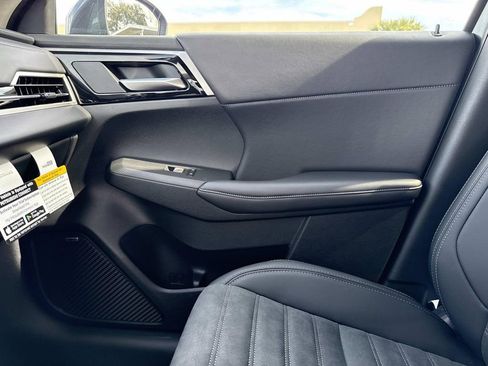 New 2026 Mitsubishi Outlander SE FWD image 26