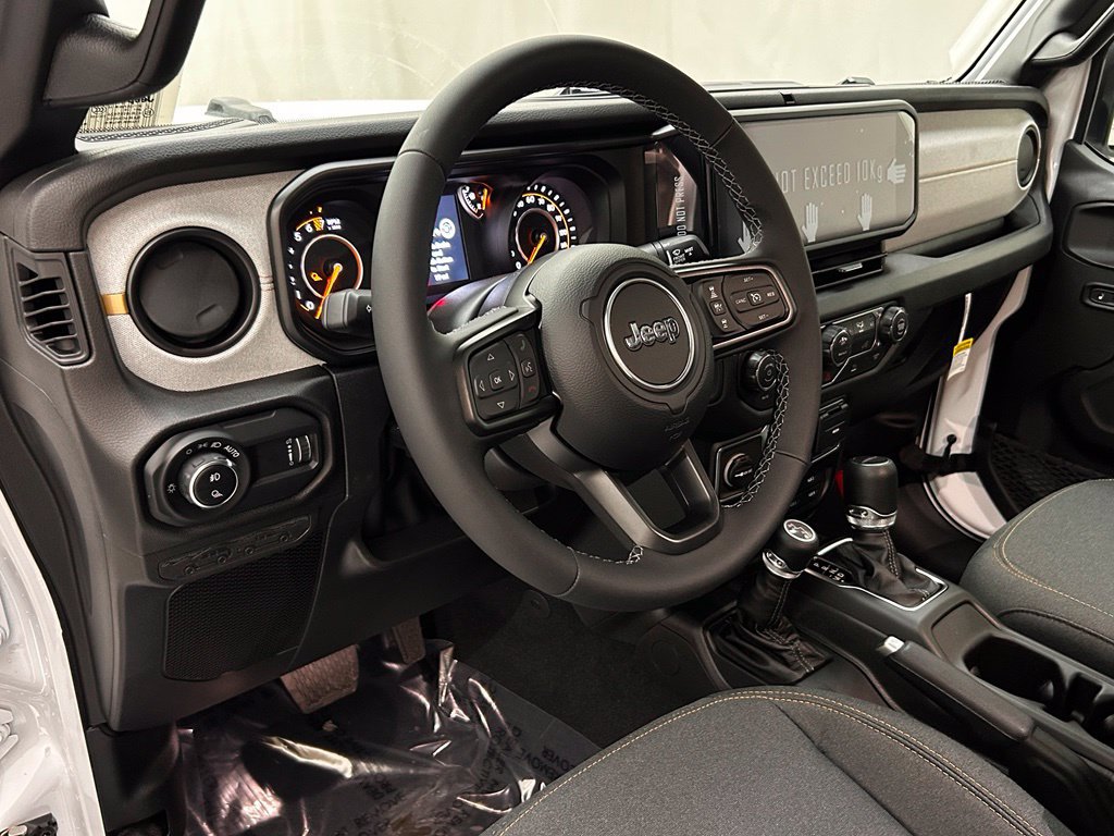 New 2026 Jeep Gladiator Sport AWD/4WD image 11