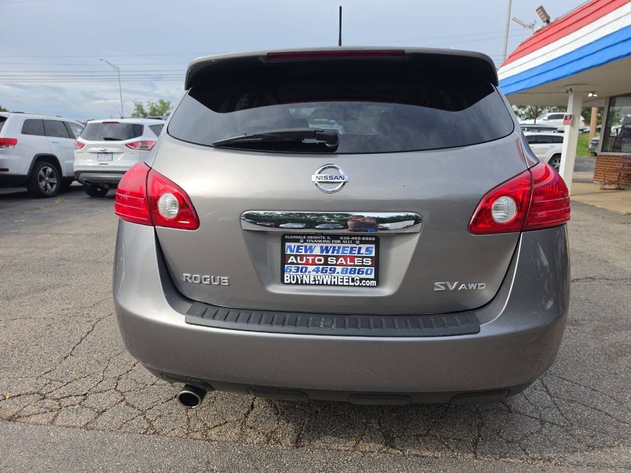 Used 2013 Nissan Rogue SV w/ Premium Pkg AWD/4WD image 5