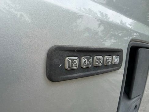 Used 2011 Ford F250 XLT w/ XLT Premium Pkg AWD/4WD image 10
