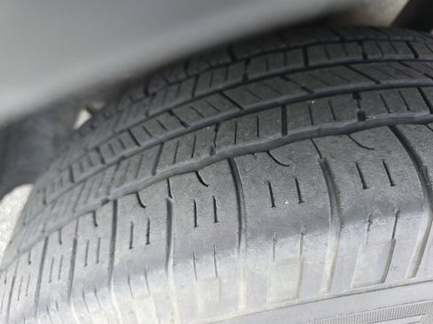 Used 2019 Volkswagen Tiguan SE w/ Panoramic Sunroof Package image 29