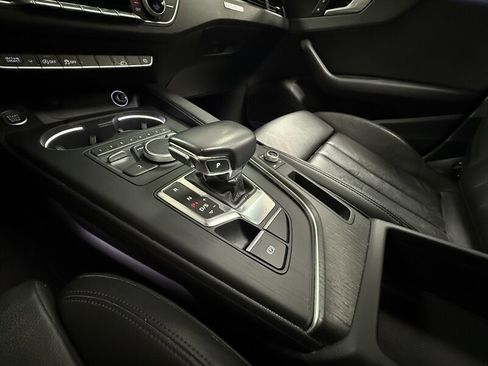 Used 2019 Audi A4 2.0T Premium w/ Convenience Package image 21