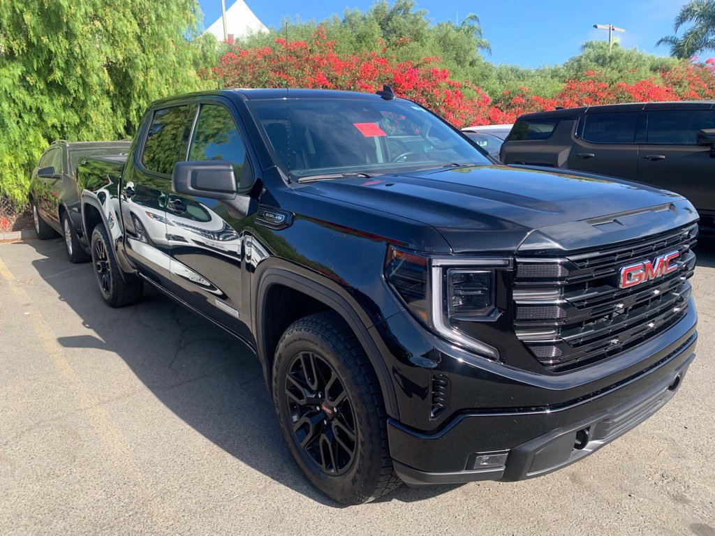 Used 2025 GMC Sierra 1500 Elevation w/ X31 Off-Road Package AWD/4WD image 4