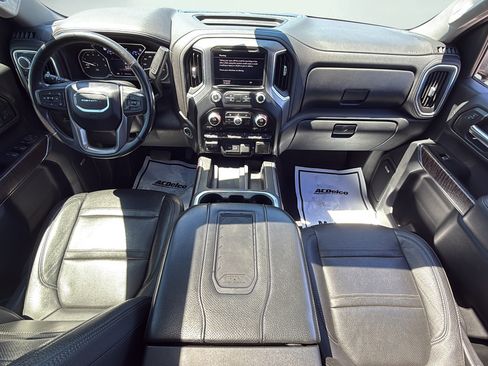 Used 2019 GMC Sierra 1500 Denali w/ Denali Ultimate Package AWD/4WD image 39