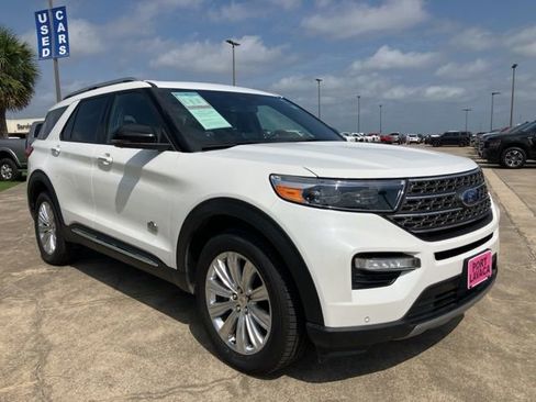 Used 2022 Ford Explorer King Ranch w/ Technology Package AWD/4WD image 9