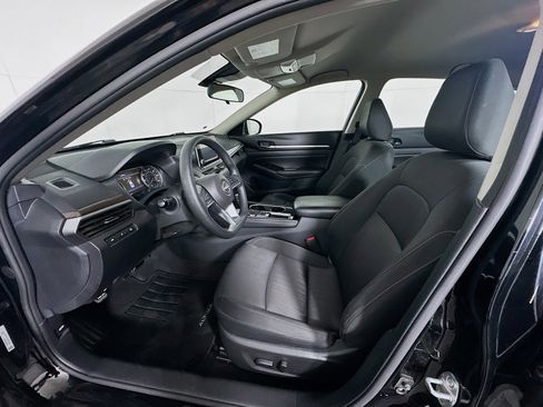 Used 2023 Nissan Altima 2.5 SV image 13