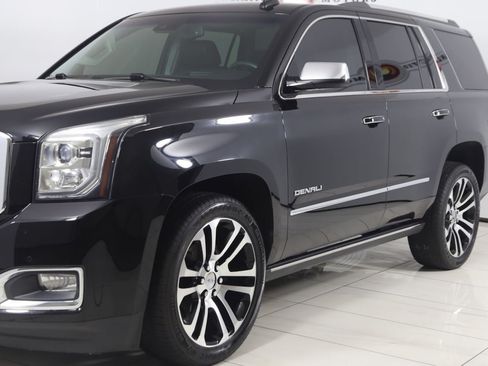 Used 2018 GMC Yukon Denali w/ Denali Ultimate Package AWD/4WD image 54