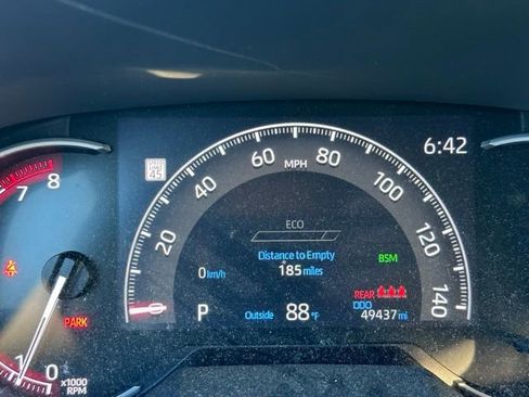 Used 2023 Toyota RAV4 LE AWD/4WD image 12