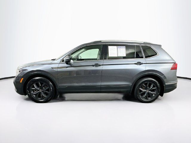 Certified 2024 Volkswagen Tiguan SE AWD/4WD image 5